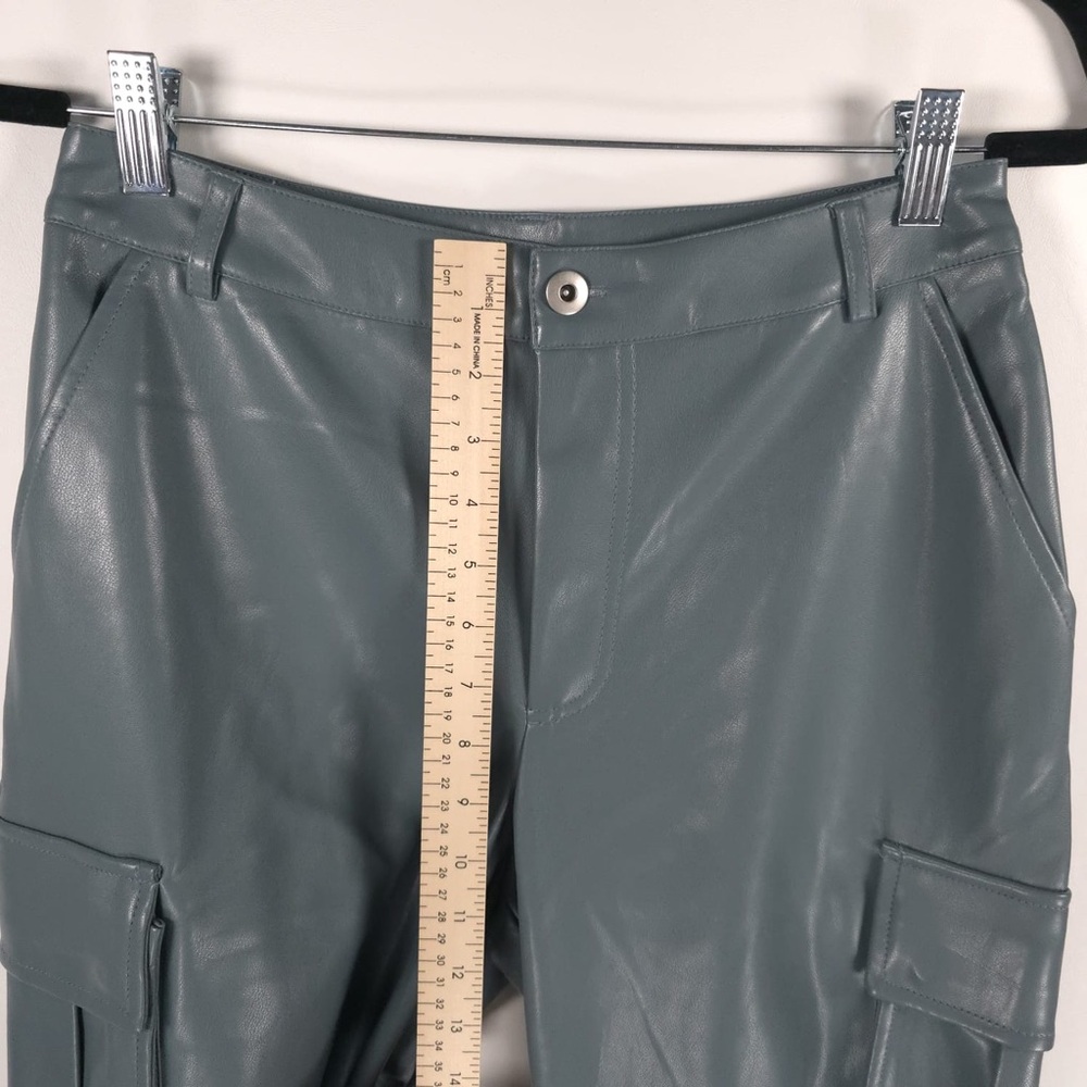 NWT‎ 7 for all mankind FAUX LEATHER Cargo Straight Pants Style 82336 Size SMALL - Picture 5 of 16